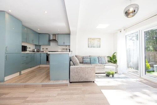 GuestReady - A Haven by the River