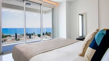 Luxury Villa | 8 bedrooms, in-room safe, iron/ironing board, free WiFi