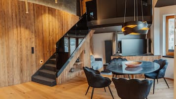Fire Suite Mountain View | Skrivbord, arbetsyta för laptop, gratis wi-fi och sängkläder