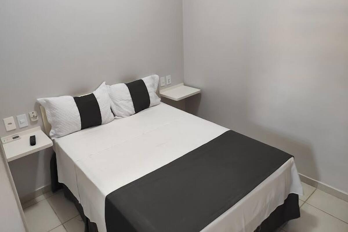 Double Room | Desk, laptop workspace, WiFi (free)
