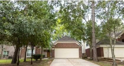 Dreamy 3 Bedroom House in the Woodlands 30 min from FIFA World Cup