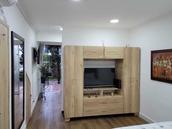 1 Schlafzimmer, Bügeleisen/Bügelbrett, WLAN, Bettwäsche