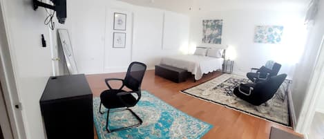 1 habitación, escritorio, wifi y ropa de cama