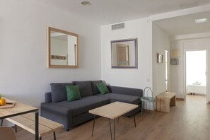 Basic Apartment | Living area | Flat-screen TV - My Address in Sant Antoni (Barcelona)