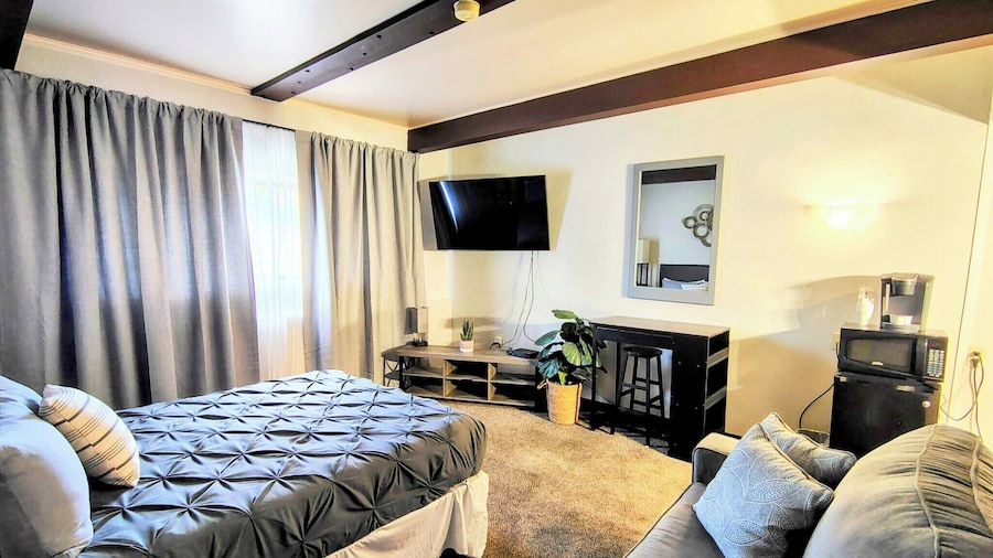 Aisling Suites-The Midtown