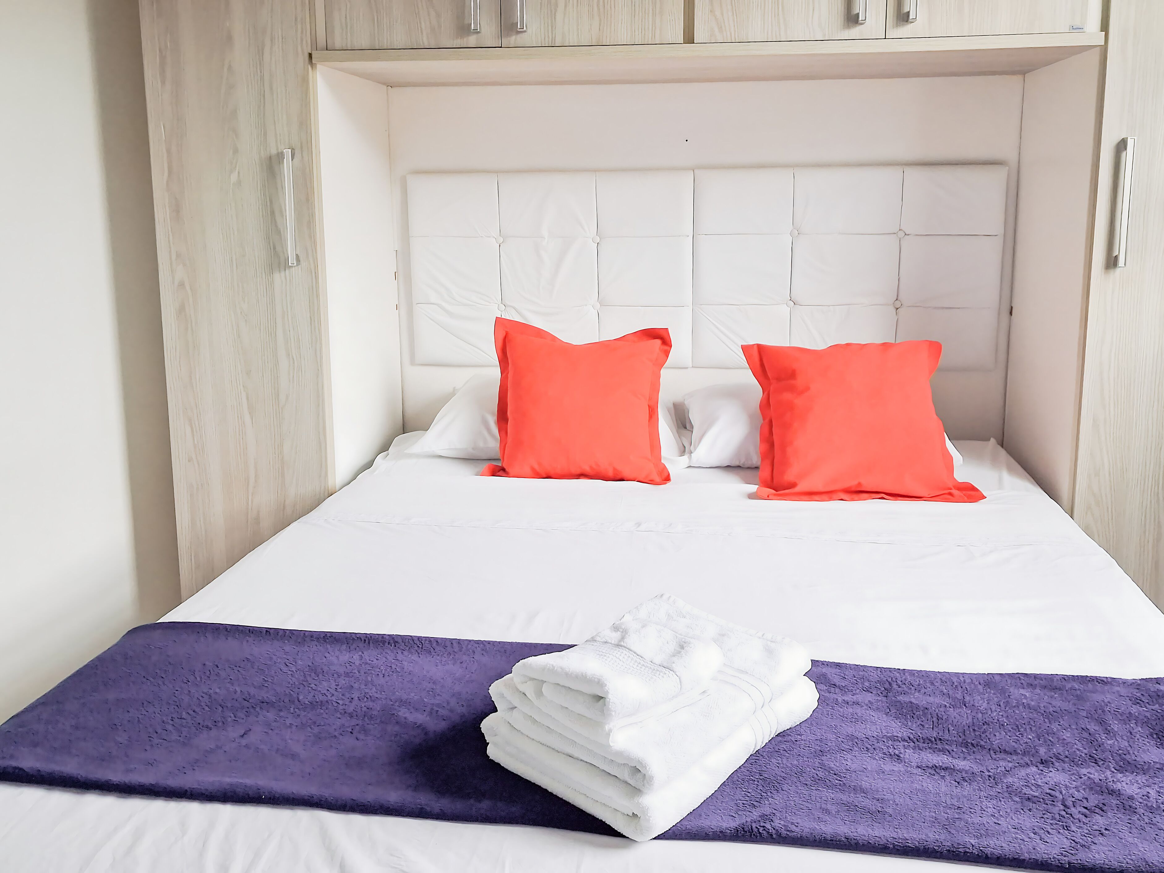 Apartment, 1 Queen Bed, Balcony, Garden View