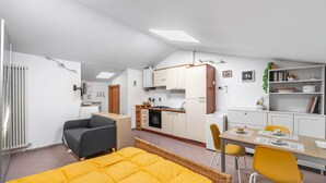 Studio | Oppholdsområde | Flatskjerm-TV