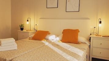 3 habitaciones, tabla de planchar con plancha, cuna de viaje y wifi