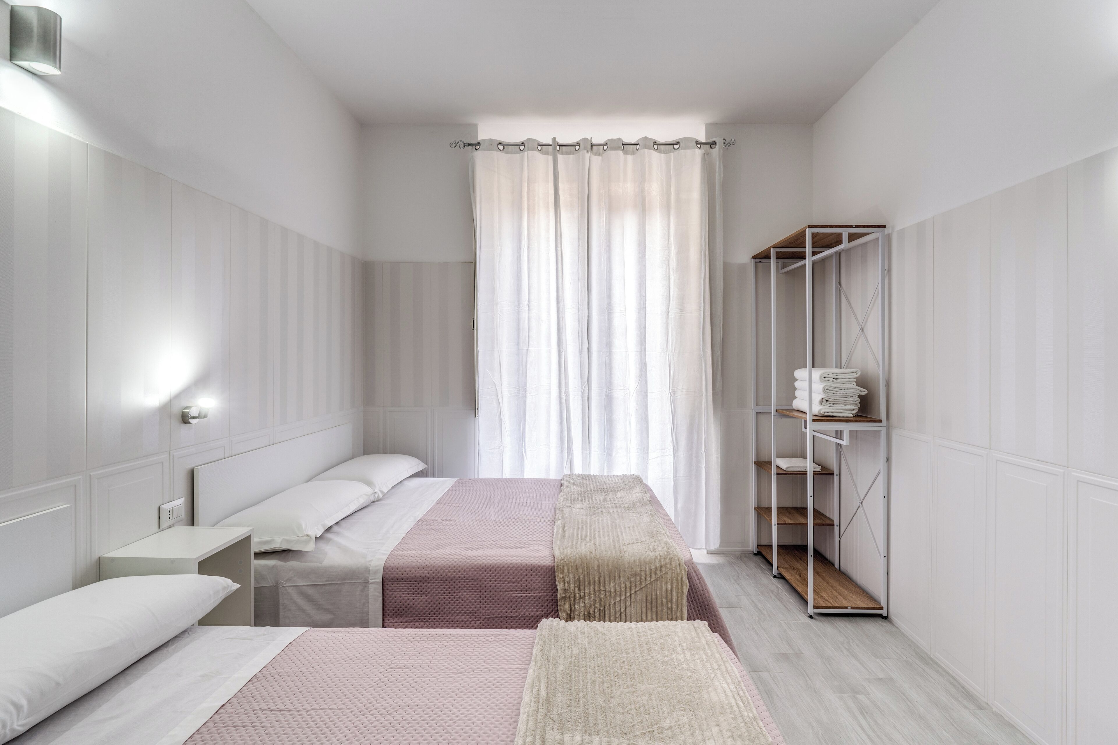 三人房 | 免费 WiFi