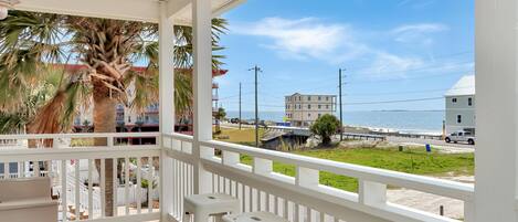 House, Multiple Beds (Ocean Breeze) | Property grounds