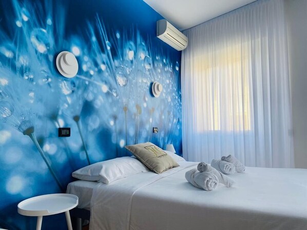Standard Double or Twin Room | Minibar, in-room safe, desk, laptop workspace - HC Resort (Lignano Sabbiadoro)