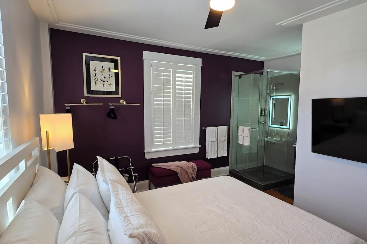 Junior Room, Non Smoking | 1 bedroom, individually decorated, individually furnished