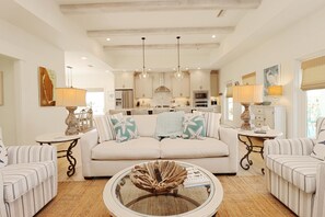 Ferienhaus, Mehrere Betten (Lulu's Beach House) | Wohnbereich