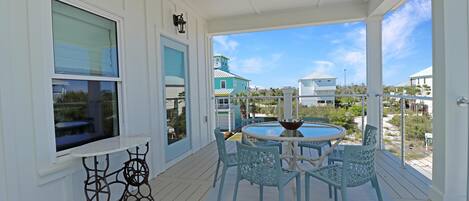 Ferienhaus, Mehrere Betten (Lulu's Beach House) | Speisen im Freien