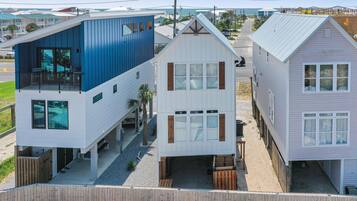 House, Multiple Beds (Bucket List) | Exterior