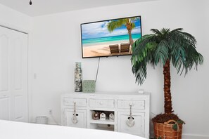 House, Multiple Beds (Bucket List) | 2 bedrooms, iron/ironing board - Bucket List (Port St. Joe)