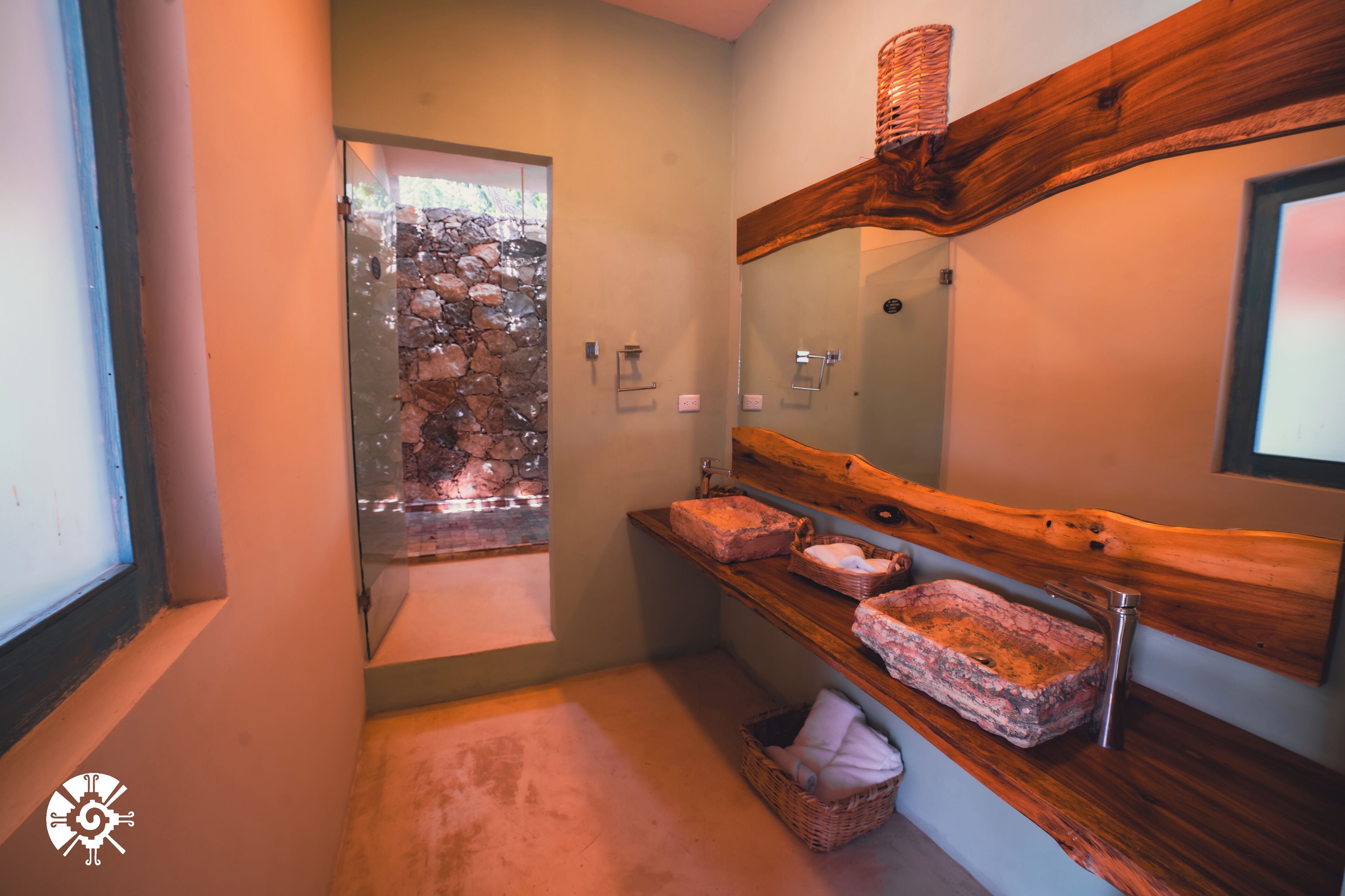 Shower, free toiletries, towels, soap
