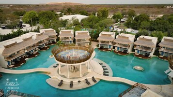 3 piscinas al aire libre