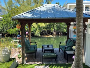 Terrace/patio - Spacious 4-bedroom vacation home minutes to John Pennekamp Coral Reef State Park (Key Largo)