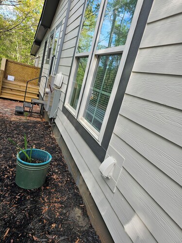 The SideSuite-Private Entrance-Clarks Hill Lake & Augusta