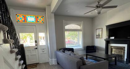 !!NEW LISTING!! Stylish Vintage Home in City Park-Rino