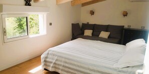 1 bedroom, iron/ironing board, WiFi, bed sheets - Haut de Villa T2, Région Ajaccienne + Jeep Wrangler Décapotable à la Demande (Afa)