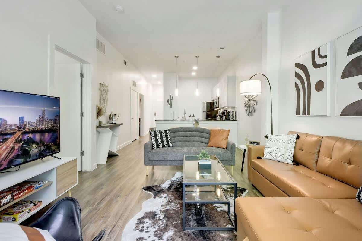 智能電視、 辦公室