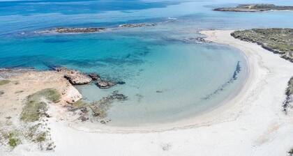 Casa Atene a 50 Metri da Spiaggia Solo Sabbia