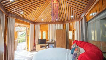 Deluxe Bungalow, Balcony, Mountain View | 1 bedroom, premium bedding, down comforters, pillowtop beds