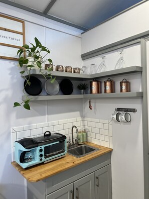 Interior - Tiny home with hot tub and starlink (Sevier County)