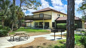 Luokittelematon kuva, 3 kautta 48, painike