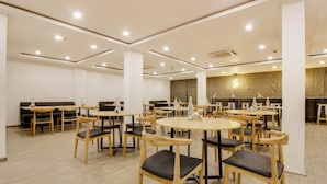 Unclassified image, 4 of 52, button - Super Townhouse 252 Rcc Prime (Hyderabad)