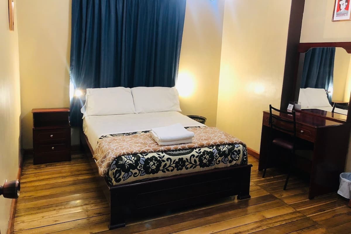 Double Room | WiFi (free)