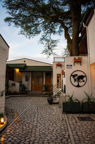 Choice Guest House No. 2