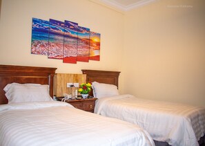 Basic Room | Free WiFi, bed sheets