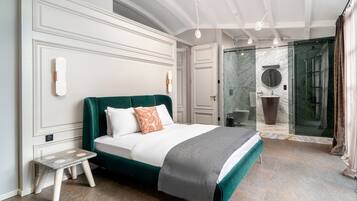 Exclusieve penthouse, 1 slaapkamer, gedeeltelijk uitzicht op zee, op Executive verdieping | 1 slaapkamer, luxe beddengoed, Tempur Pedic-bedden