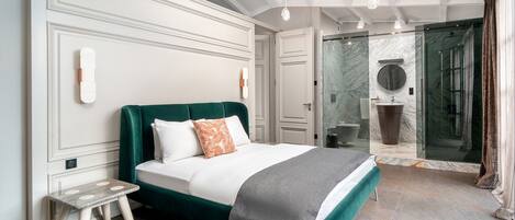 Exclusive Penthouse, 1 Bedroom, Partial Sea View, Executive Level | 1 bedroom, premium bedding, Tempur-Pedic beds, in-room safe