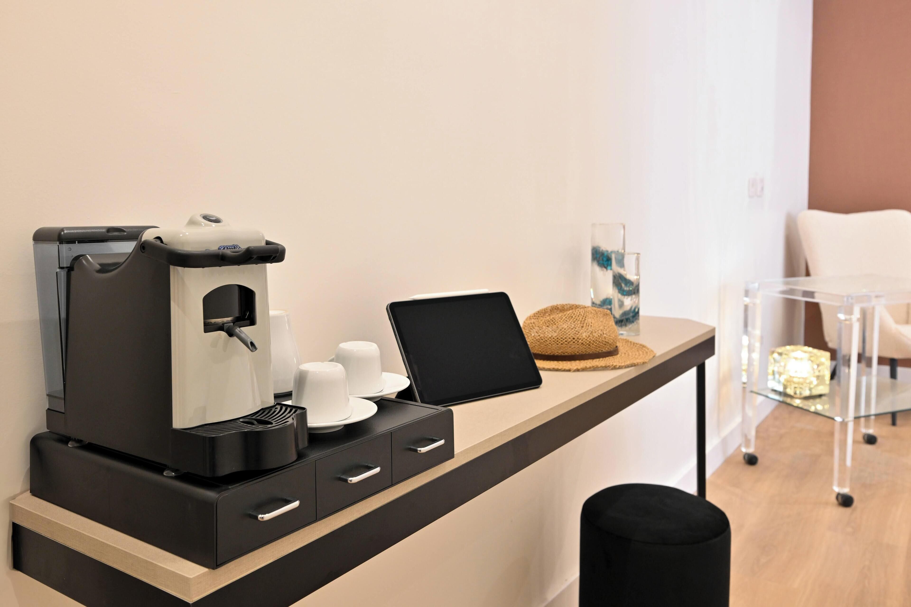 Minibar, Zimmersafe, kostenloses WLAN