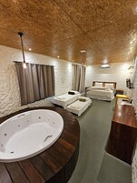 Ropa de cama de alta calidad y escritorio 