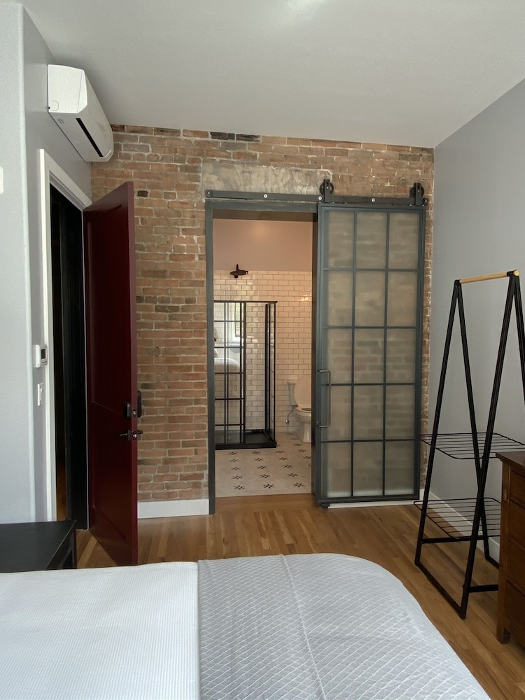 The Imogene Hotel and Rooftop Bar by null