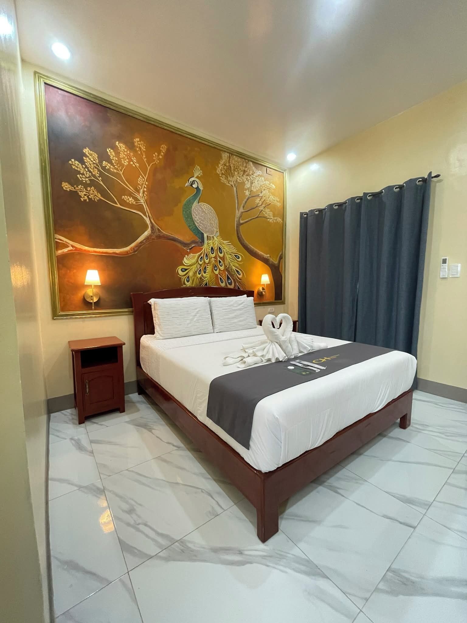 Premium Room, 1 Queen Bed, Pool View | Premium bedding, memory foam beds, free WiFi, wheelchair access