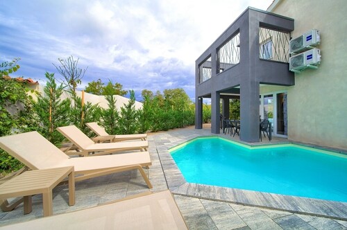 Villa Melody with heated pool and sauna (Kvarner - Sveti Ivan Dobrinjski)