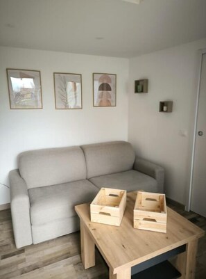 Smart TV, video games - Petite Dépendance Privée (Précy-sur-Marne)
