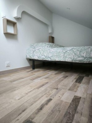 1 chambre, Wi-Fi gratuit, draps fournis