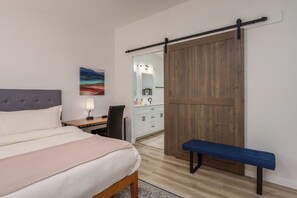 3 dormitorios, tabla de planchar con plancha, wifi gratis y ropa de cama