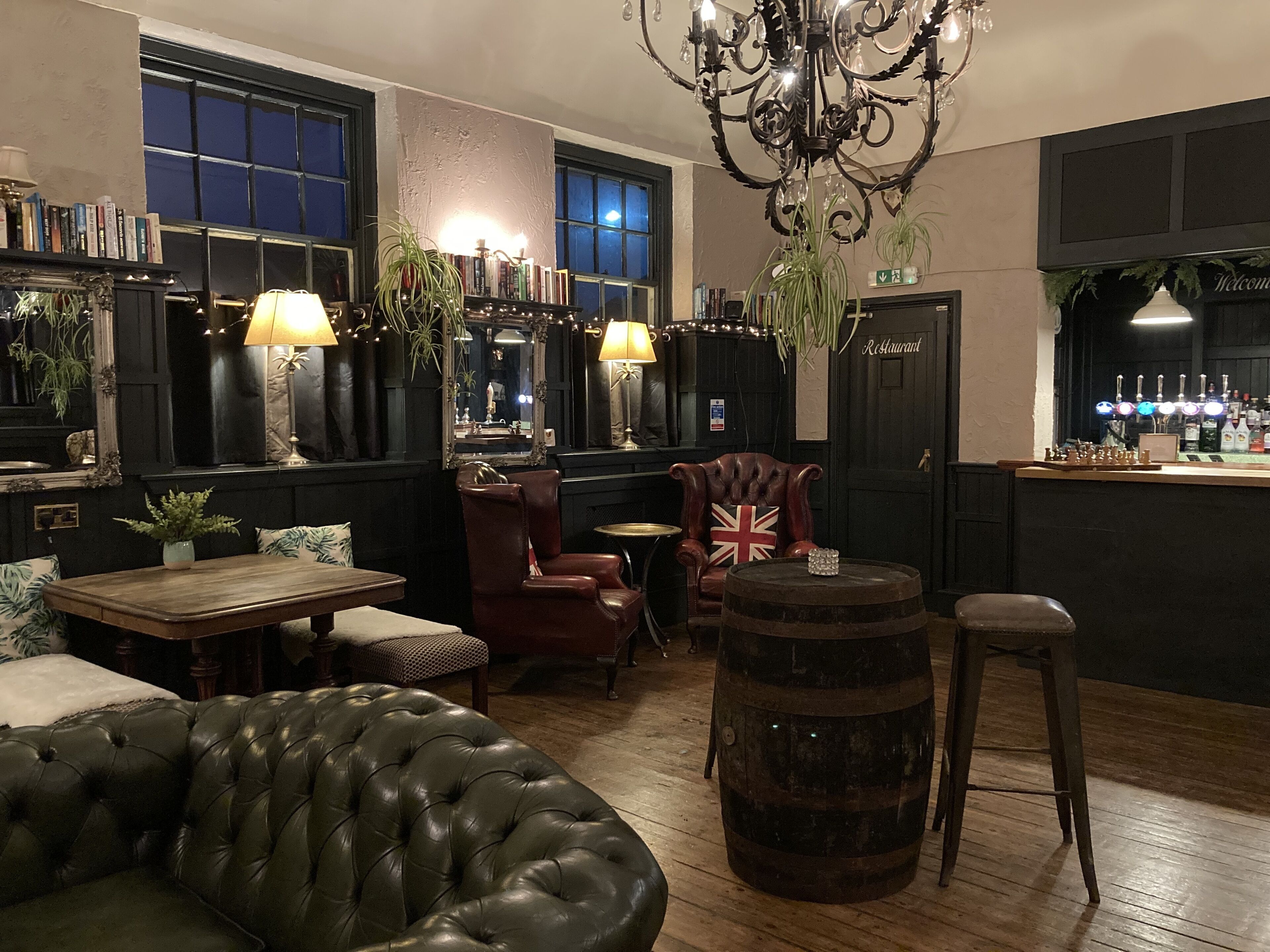 Bar (in der Unterkunft)