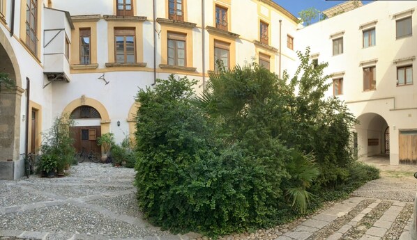 Exterior - apartment with all comforts and a few steps from the heart of splendid Palermo (Palermo)