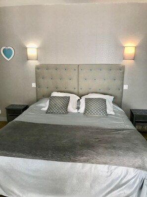 2 Schlafzimmer, Bügeleisen/Bügelbrett, Bettwäsche