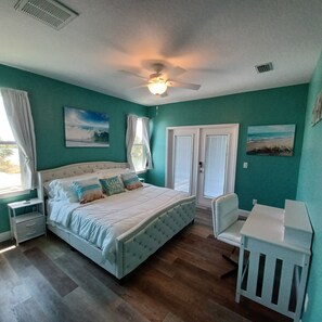 3 chambres, bureau, Wi-Fi gratuit, draps fournis