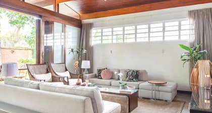 Good vibes in a big house in Vila Madalena SĂŁo Paulo